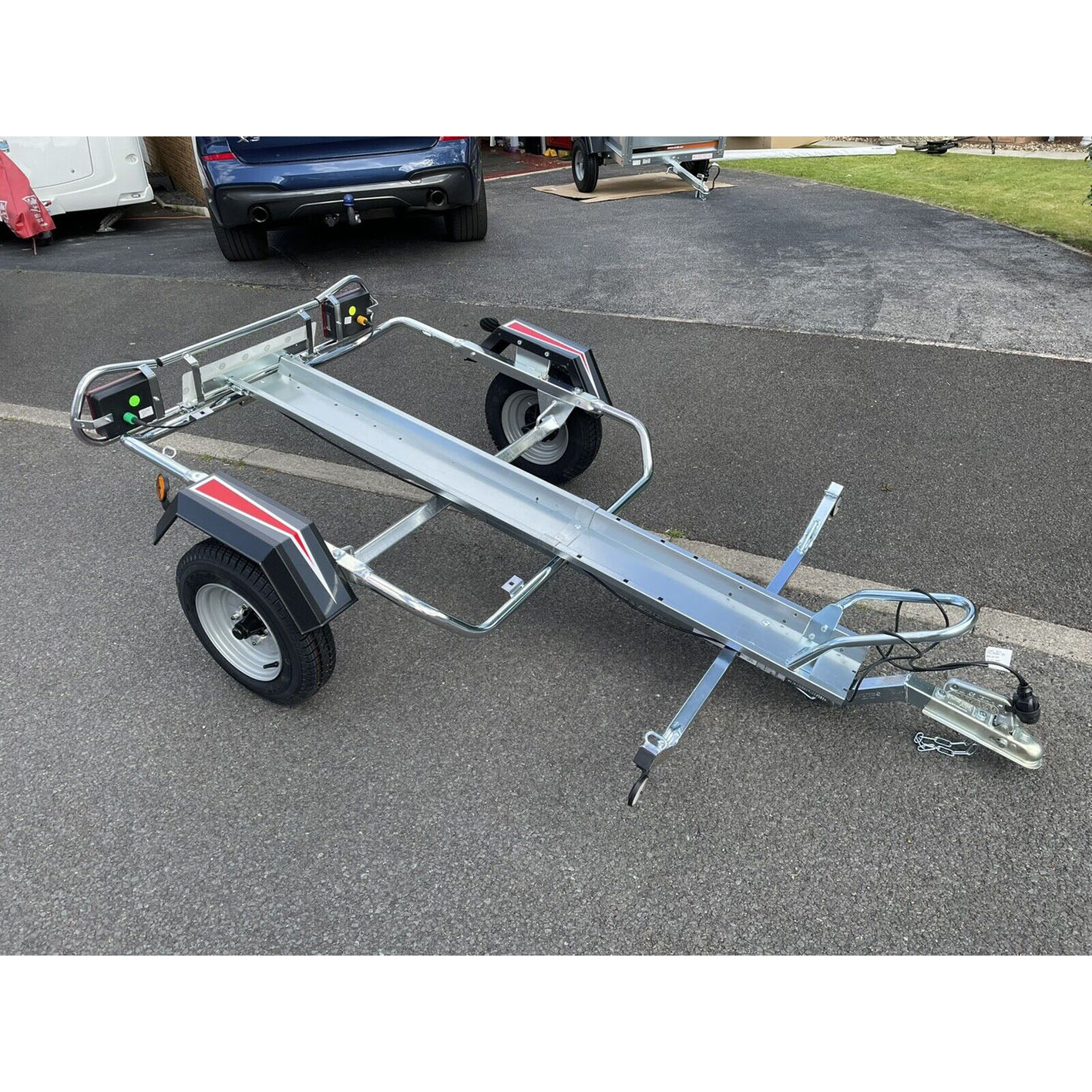 New ERDE PM310 Single Motorcycle Motorcycle Bicycle Trailer 300KG MGW + Spare Tire